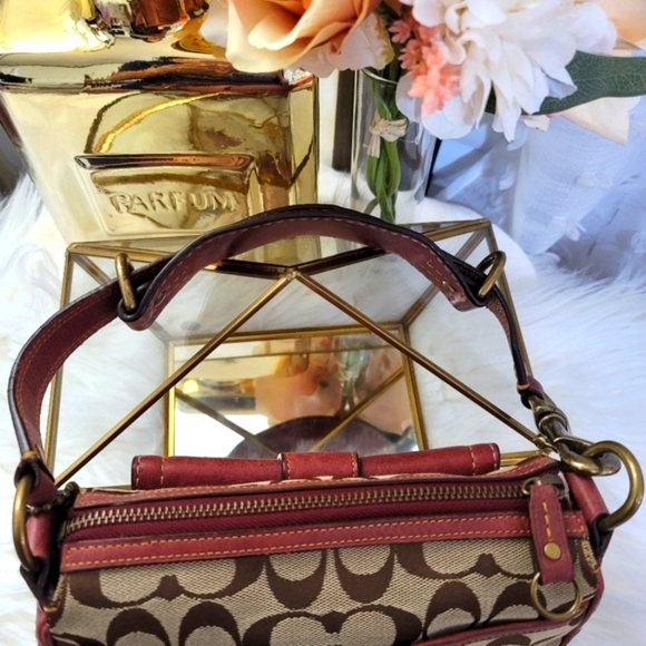 Coach 2004 fall - Picture 5 of 15